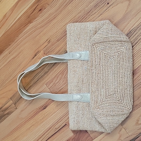 Tommy Bahama Purse - Picture 2 of 7